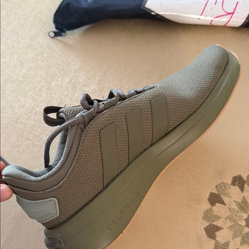 Adidas Men's Green Cloudfoam Sneakers
